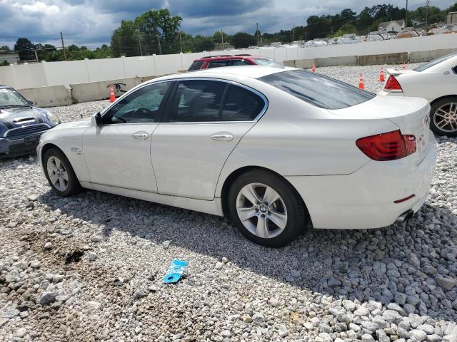 WBAXH5C5XCDW06640 - 2012 BMW 528 XI WHITE photo 2