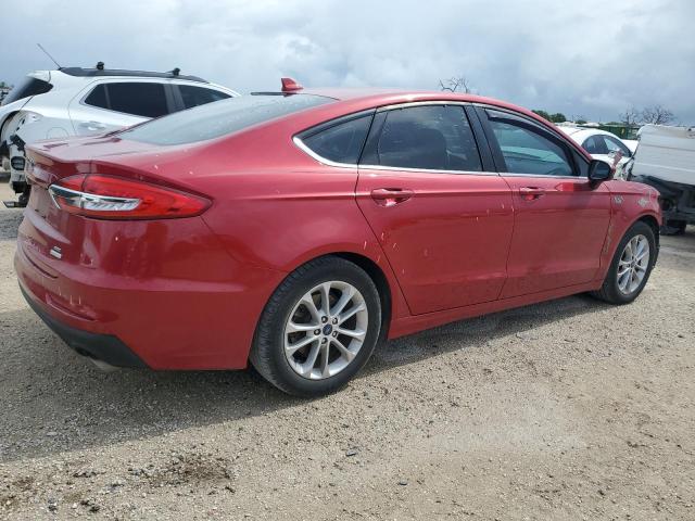 3FA6P0HD6LR225627 - 2020 FORD FUSION SE RED photo 3