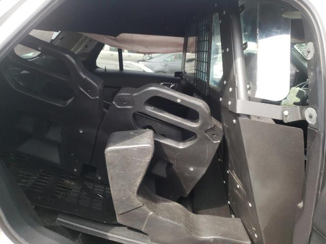 1FM5K8AR3JGA83360 - 2018 FORD EXPLORER POLICE INTERCEPTOR SILVER photo 10