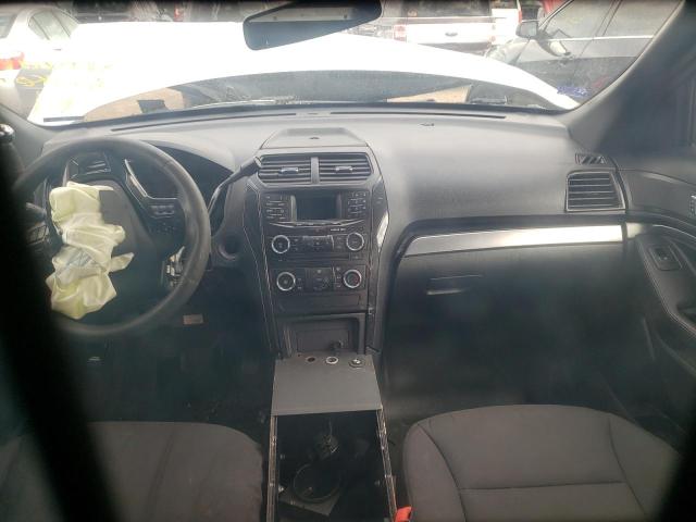 1FM5K8AR3JGA83360 - 2018 FORD EXPLORER POLICE INTERCEPTOR SILVER photo 8