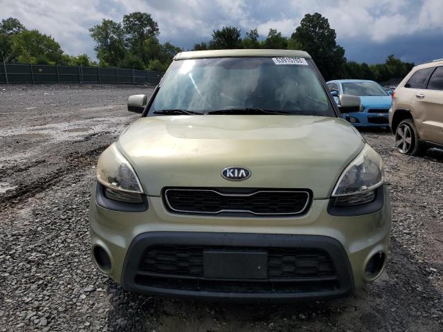 KNDJT2A53D7502564 - 2013 KIA SOUL GREEN photo 5