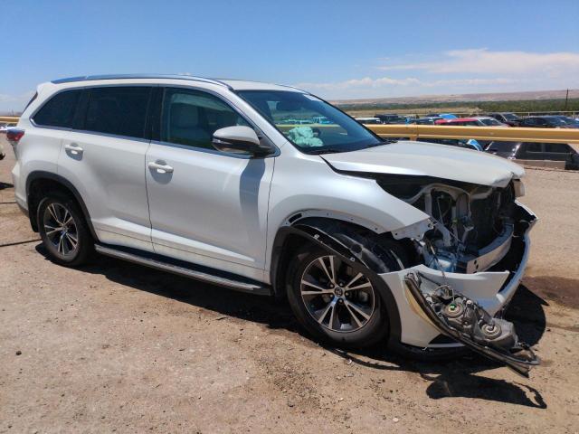 5TDKKRFH5GS170530 - 2016 TOYOTA HIGHLANDER XLE WHITE photo 4