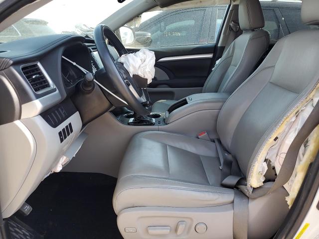 5TDKKRFH5GS170530 - 2016 TOYOTA HIGHLANDER XLE WHITE photo 7