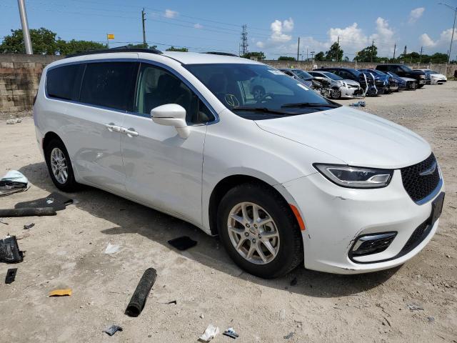 2C4RC1BGXNR114082 - 2022 CHRYSLER 200 TOURING L WHITE photo 4