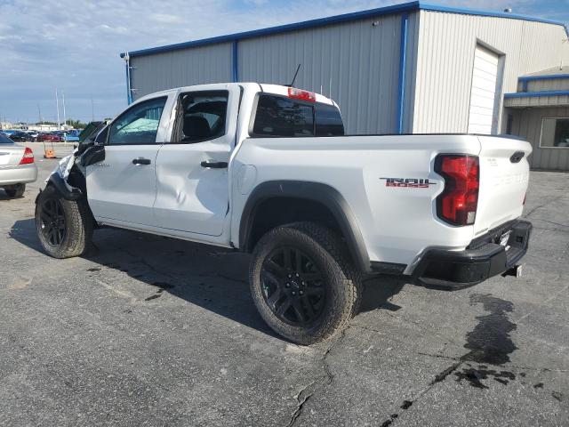 1GCPTEEK1P1175780 - 2023 CHEVROLET COLORADO TRAIL BOSS WHITE photo 2