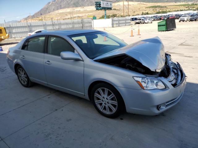 4T1BK36B77U191802 - 2007 TOYOTA AVALON XL SILVER photo 4