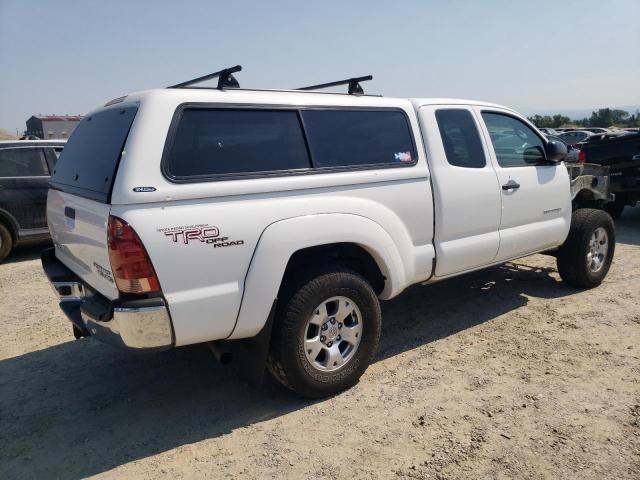 5TETU62N56Z316452 - 2006 TOYOTA TACOMA PRERUNNER ACCESS CAB WHITE photo 3