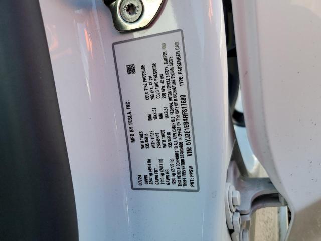 5YJ3E1EB4RF817680 - 2024 TESLA MODEL 3 أبيض صورة 12