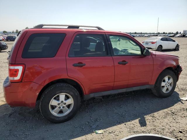 1FMCU9D76CKB55640 - 2012 FORD ESCAPE XLT RED photo 3