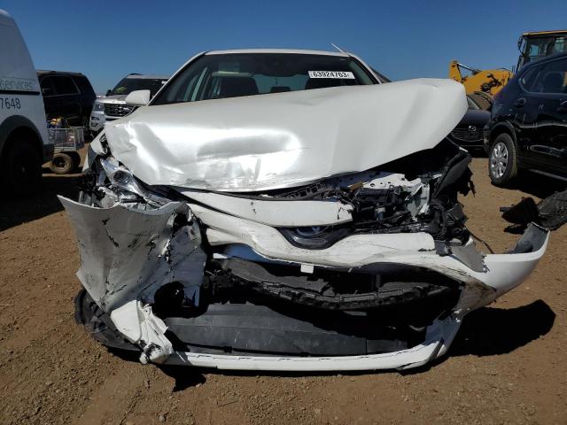 4T1F11BKXLU012905 - 2020 TOYOTA CAMRY XLE WHITE photo 5