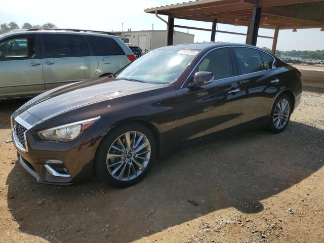 JN1EV7APXJM351944 - 2018 INFINITI Q50 LUXE BROWN photo 1