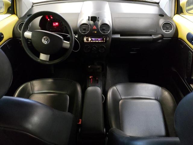 3VWPG3AG6AM015220 - 2010 VOLKSWAGEN NEW BEETLE Gelb Foto 8