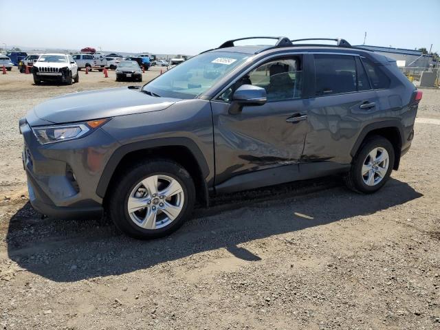 2T3W1RFV9LW101231 - 2020 TOYOTA RAV4 XLE GRAY photo 1