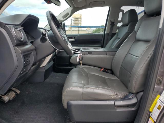 5TFRM5F12JX123431 - 2018 TOYOTA TUNDRA DOUBLE CAB SR/SR5 GRAY photo 7