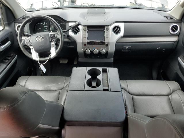5TFRM5F12JX123431 - 2018 TOYOTA TUNDRA DOUBLE CAB SR/SR5 GRAY photo 8