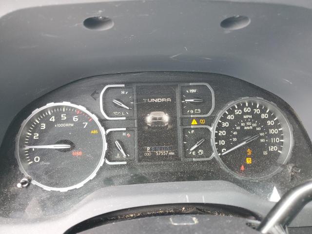 5TFRM5F12JX123431 - 2018 TOYOTA TUNDRA DOUBLE CAB SR/SR5 GRAY photo 9