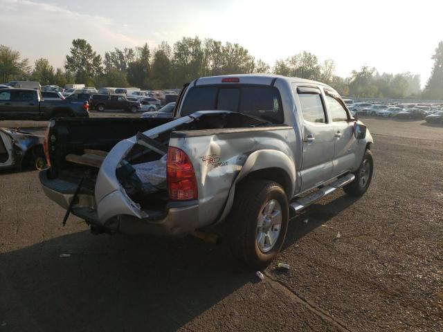 3TMJU62N95M004640 - 2005 TOYOTA TACOMA DOUBLE CAB PRERUNNER SILVER photo 4