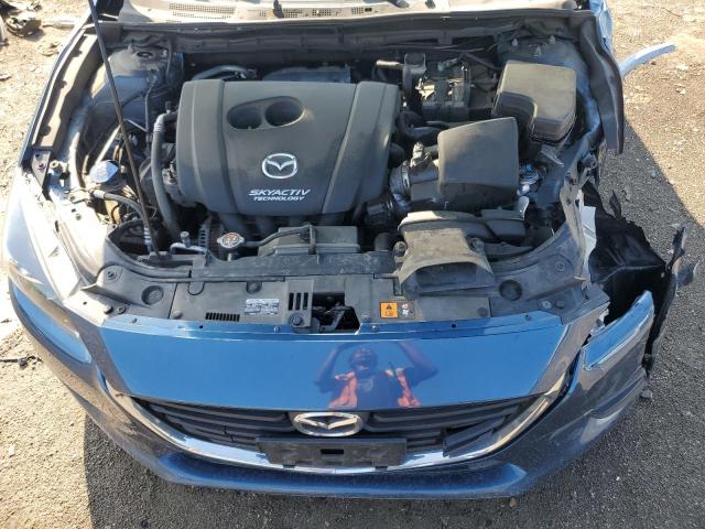 3MZBN1U71JM265397 - 2018 MAZDA 3 SPORT BLUE photo 11