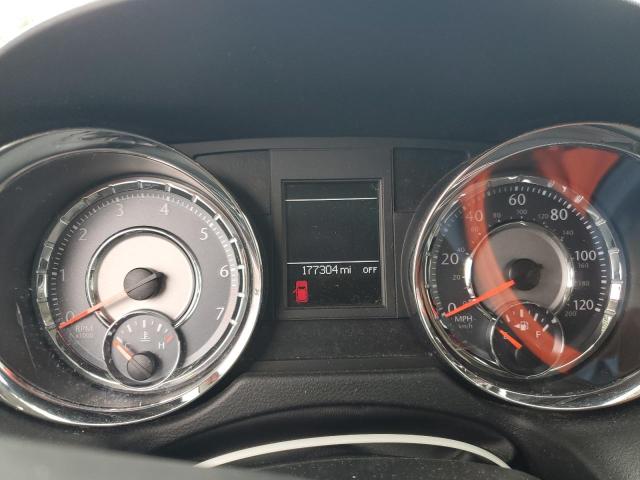 2C4RC1BG2GR155986 - 2016 CHRYSLER TOWN & COU TOURING WHITE photo 9