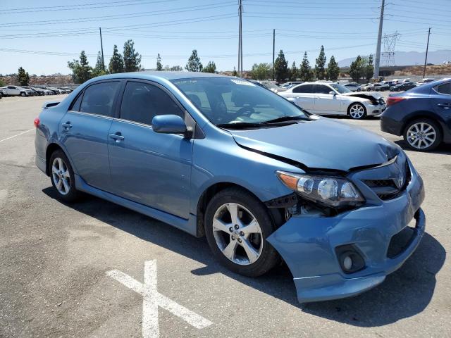 5YFBU4EE9DP128158 - 2013 TOYOTA COROLLA BASE BLUE photo 4