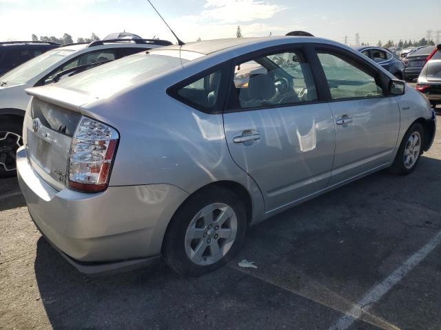 JTDKB20UX83439749 - 2008 TOYOTA PRIUS SILVER photo 3