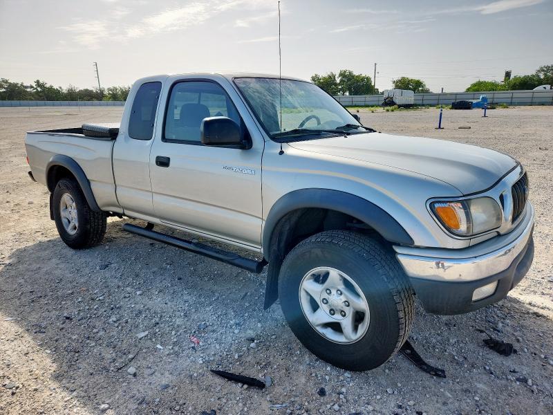 5TESN92N52Z118362 - 2002 TOYOTA TACOMA XTRACAB PRERUNNER ვერცხლისფერი ფოტო 4