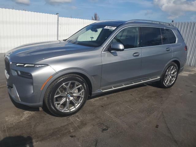 5UX23EM04R9T73363 - 2024 BMW X7 XDRIVE40I SILVER photo 1