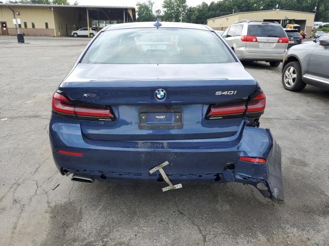 WBA73BJ04NWX49319 - 2022 BMW 540 XI BLUE photo 6