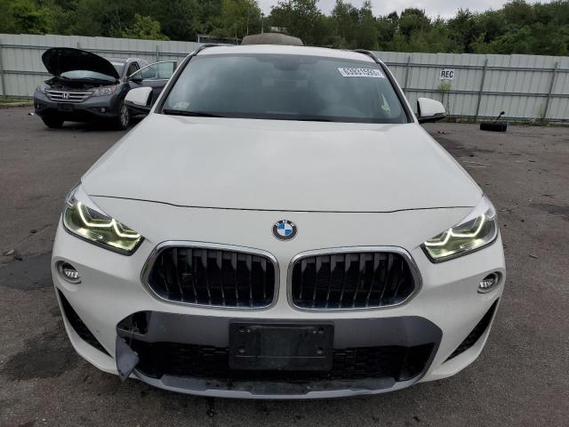 WBXYJ5C33JEF73326 - 2018 BMW X2 XDRIVE28I WHITE photo 5