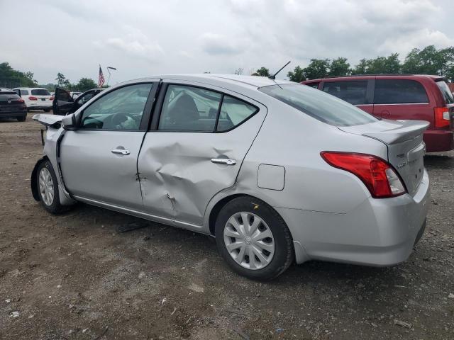 3N1CN7AP2KL838672 - 2019 NISSAN VERSA S Gümüş foto 2
