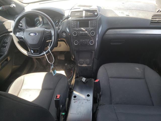 1FM5K8AR3JGB34677 - 2018 FORD EXPLORER POLICE INTERCEPTOR 白色 照片 8