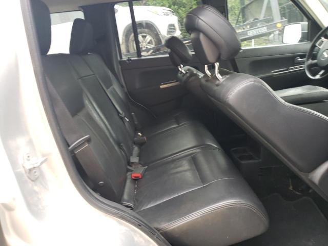 1J4PN3GK8AW180779 - 2010 JEEP LIBERTY RENEGADE SILVER photo 11