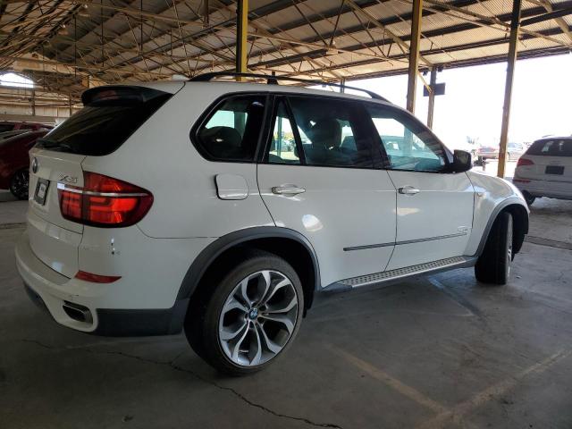 5UXZV8C5XD0C16203 - 2013 BMW X5 XDRIVE50I WHITE photo 3