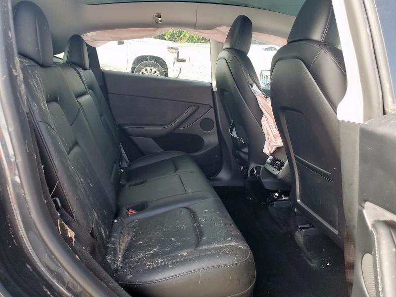 7SAYGDEE4RA233162 - 2024 TESLA MODEL Y CHARCOAL photo 11