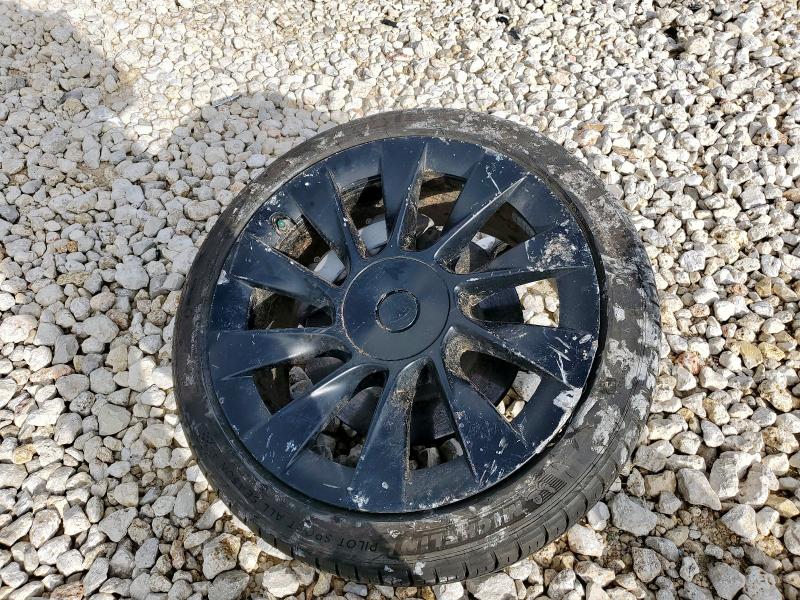 7SAYGDEE4RA233162 - 2024 TESLA MODEL Y CHARCOAL photo 13