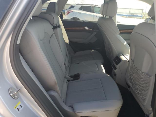 WA1CAAFY6M2014633 - 2021 AUDI Q5 PRESTIGE 银色 照片 10
