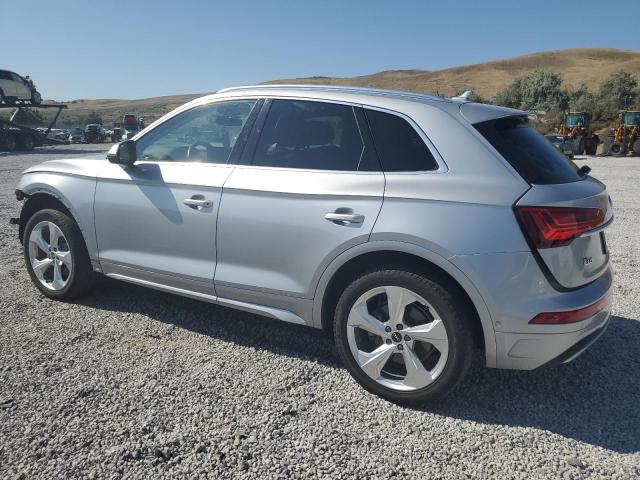 WA1CAAFY6M2014633 - 2021 AUDI Q5 PRESTIGE 银色 照片 2