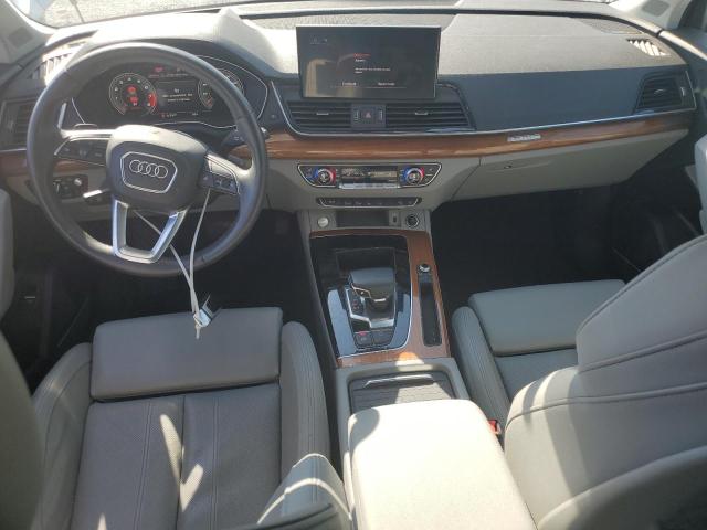 WA1CAAFY6M2014633 - 2021 AUDI Q5 PRESTIGE 银色 照片 8