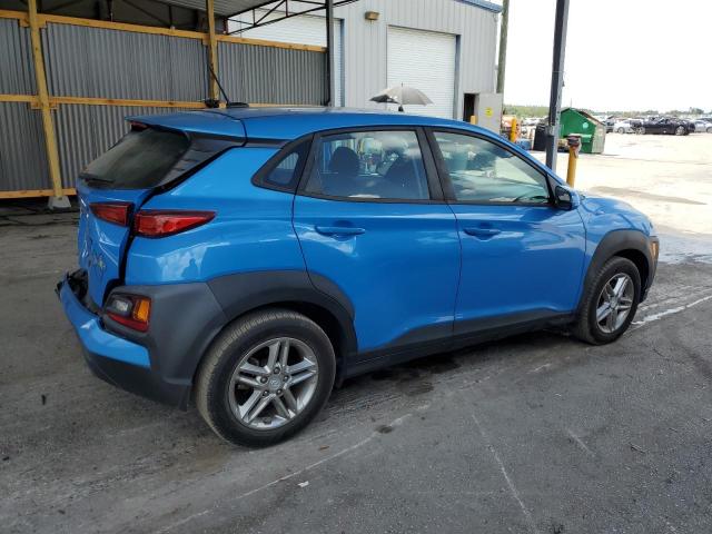 KM8K12AA5JU174645 - 2018 HYUNDAI KONA SE BLUE photo 3