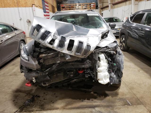 1C4PJMBS1FW779657 - 2015 JEEP CHEROKEE TRAILHAWK 灰色 照片 5