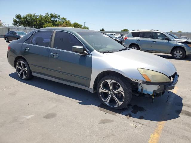 1HGCM56485A085486 - 2005 HONDA ACCORD LX CHARCOAL photo 4