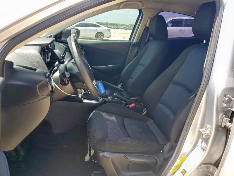 3MYDLBYV7JY325354 - 2018 TOYOTA YARIS IA SILVER photo 7