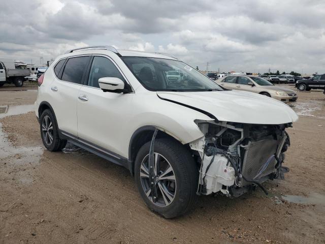 JN8AT2MV0HW259226 - 2017 NISSAN ROGUE S WHITE photo 4