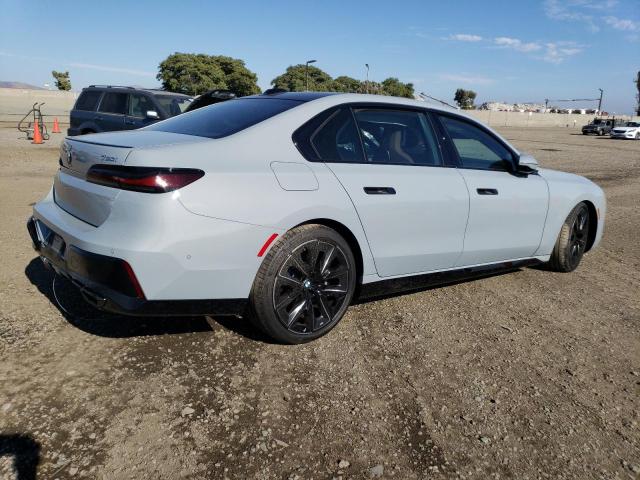 WBA33EJ05PCM80123 - 2023 BMW 760 XI GRAY photo 3