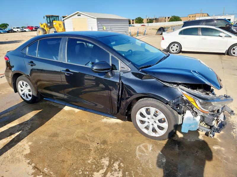 5YFEPRAE9LP129591 - 2020 TOYOTA COROLLA LE BLACK photo 4