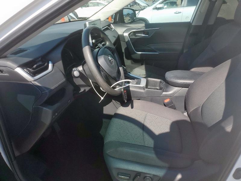 2T3W1RFV0RW362854 - 2024 TOYOTA RAV4 XLE 白色 照片 7