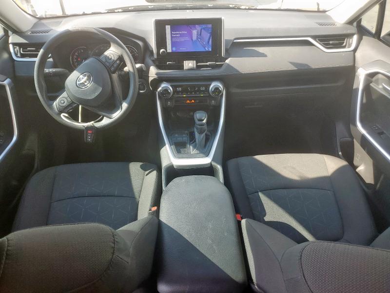 2T3W1RFV0RW362854 - 2024 TOYOTA RAV4 XLE 白色 照片 8