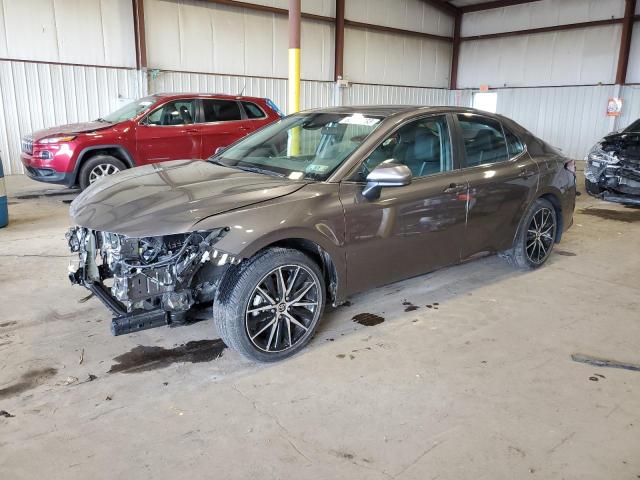 4T1G11AK5MU554601 - 2021 TOYOTA CAMRY SE GRAY photo 1