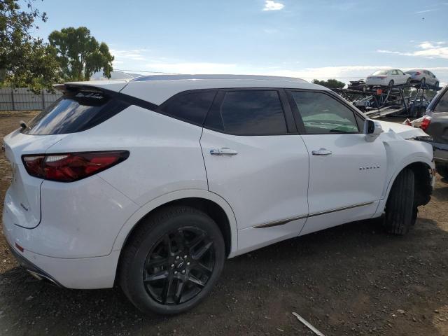 3GNKBFRS3KS700608 - 2019 CHEVROLET BLAZER PREMIER WHITE photo 3