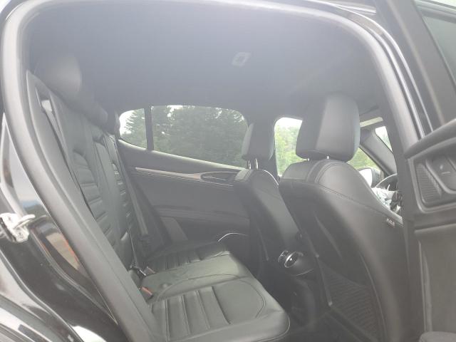 ZASPAKBN0K7C50842 - 2019 ALFA ROMEO STELVIO TI შავი ფოტო 11